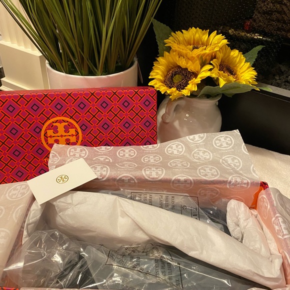 *NWT* Tory Burch Ines Espadrille - Picture 8 of 8